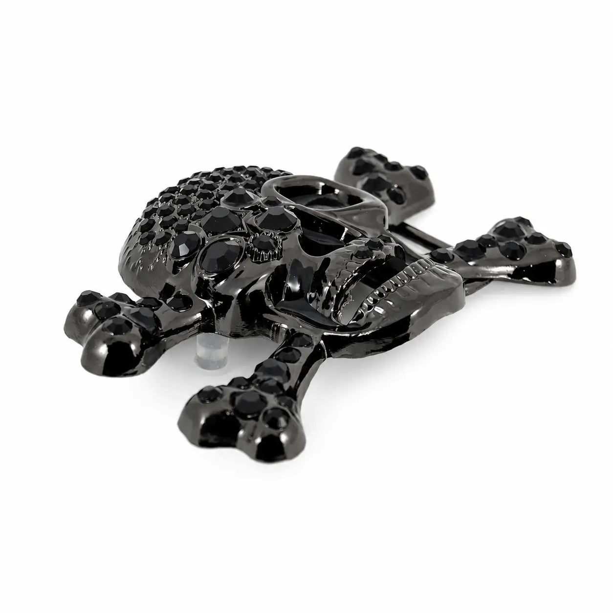 Black skull belt buckle and crossbones design on a white background