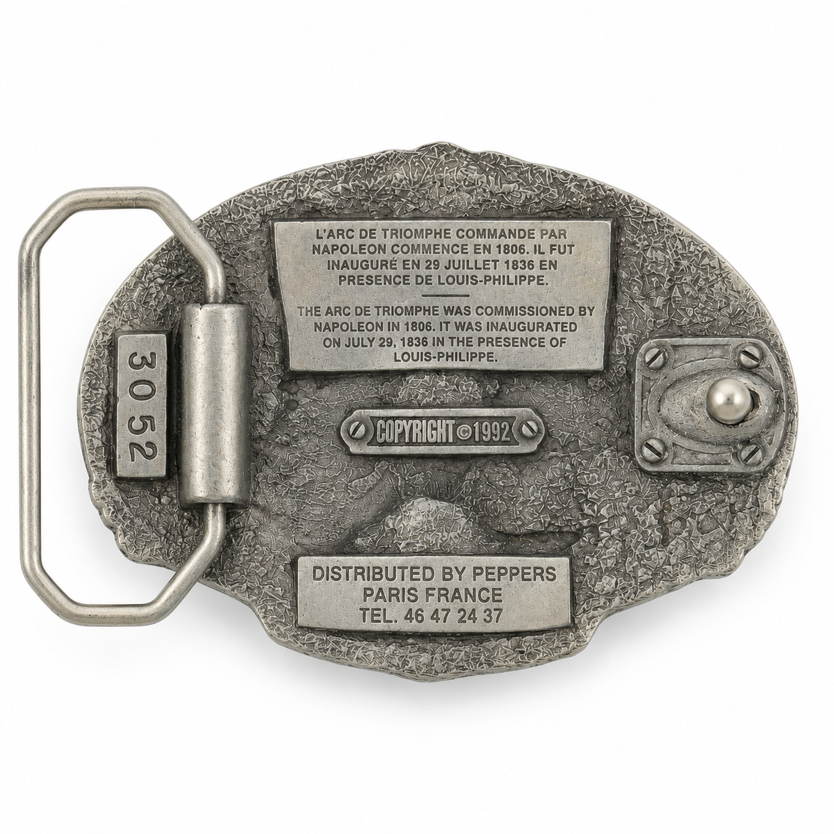 Rear of Arc de Triomphe belt buckle showing belt loop and fastening stud