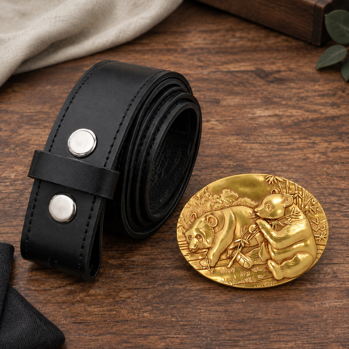 Golden Panda Belt Buckle with rolled black 38 mm leather belt